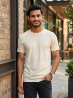Cream t-shirt street style - Nasheyy