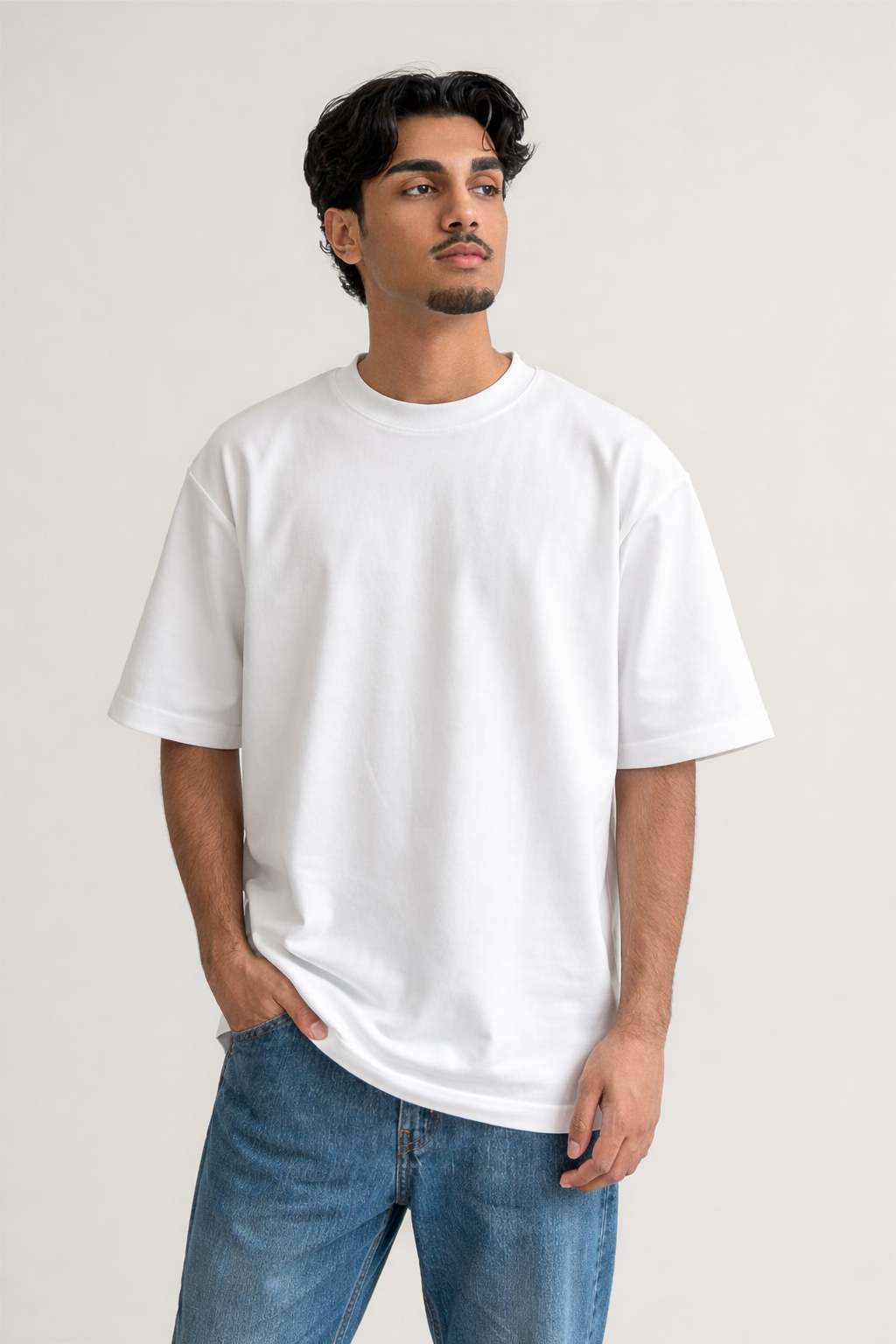 T-shirt White